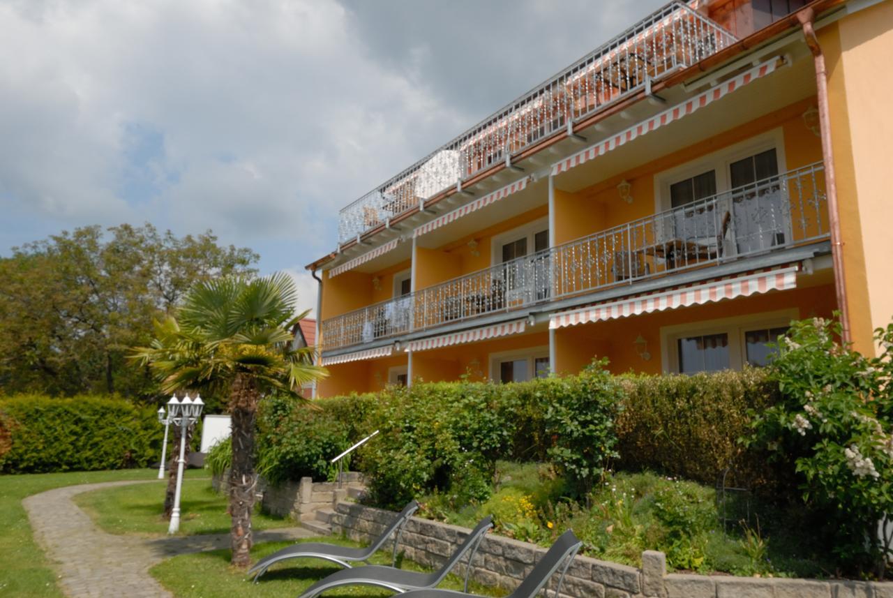 Landhaus Laugele Ferienwohnungen Nussdorf  Exterior photo