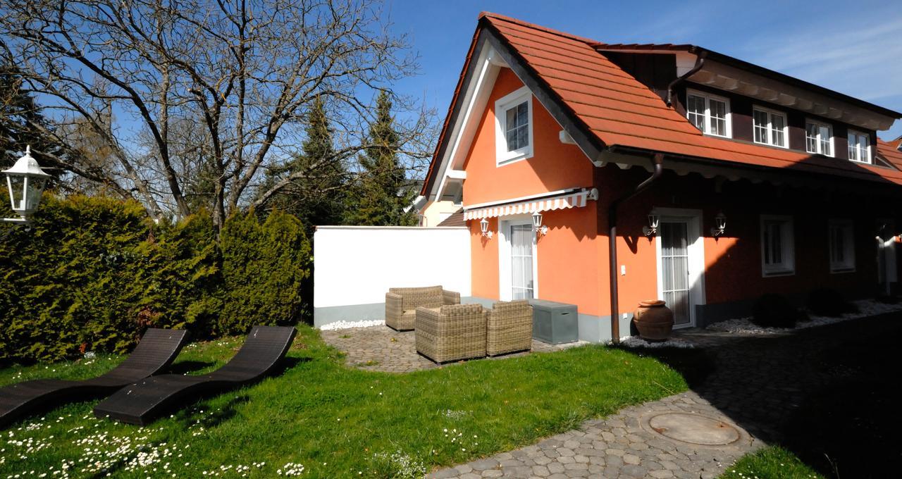 Landhaus Laugele Ferienwohnungen Nussdorf  Exterior photo